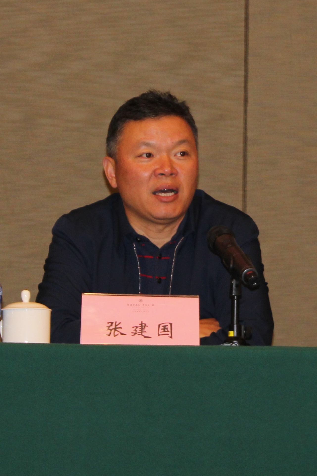 苏州市民族宗教事务局副局长张建国作动员讲话,他说,这次会议是在全国
