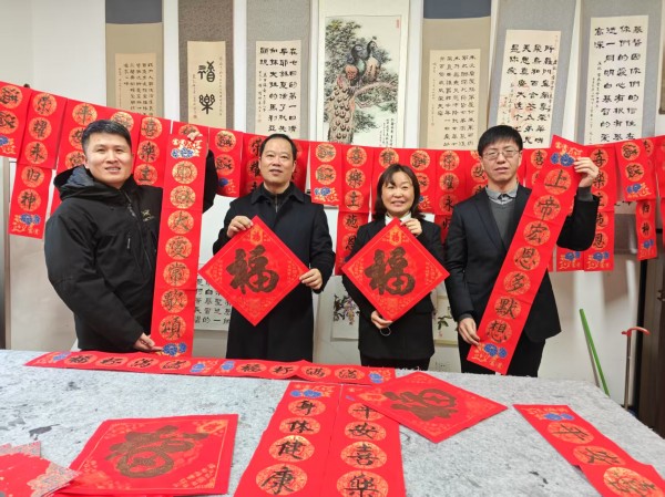 宫巷堂春联照片 - 副本.jpg